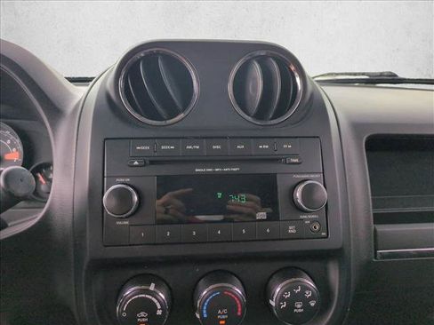 Used 2014 Jeep Patriot Sport w/ Power Value Group FWD image 13
