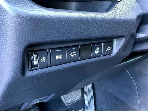 Certified 2021 Toyota RAV4 XLE w/ Convenience Package AWD/4WD image 33