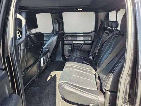 Used 2019 Ford F150 Lariat w/ Equipment Group 502A Luxury RWD image 11