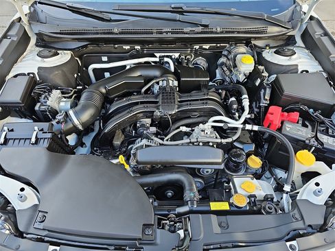 Certified 2024 Subaru Outback Premium image 34