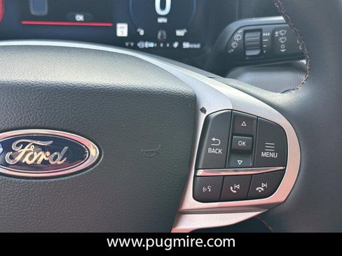 New 2026 Ford Explorer Active RWD image 25