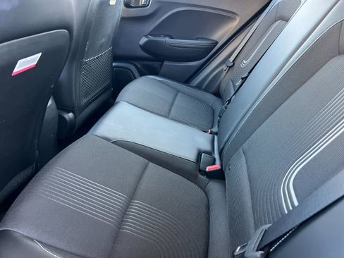 Certified 2022 Hyundai Venue Limited image 4