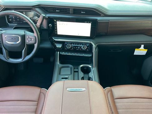 New 2026 GMC Sierra 2500 Denali Ultimate image 12