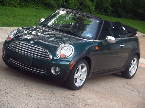 Used 2010 MINI Cooper Convertible FWD image 20