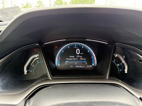 Used 2020 Honda Civic EX image 17