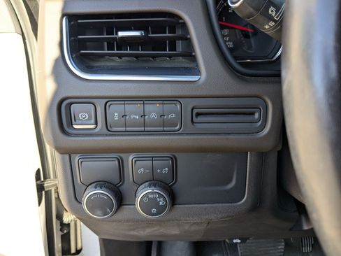 Used 2021 Chevrolet Tahoe LT image 20