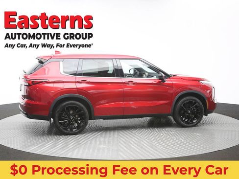 Used 2022 Mitsubishi Outlander SE FWD image 44