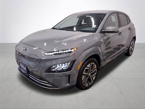 Used 2020 Volkswagen Tiguan S image 34