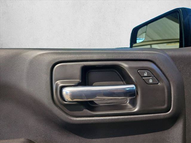 Used 2026 Chevrolet Silverado 1500 Custom w/ Turbomax Blackout Package RWD image 22