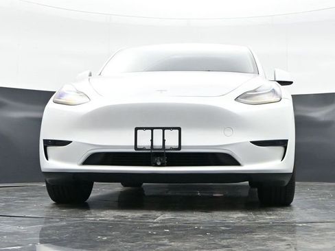 Used 2023 Tesla Model Y Long Range AWD/4WD image 36
