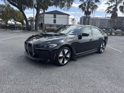 Certified 2023 BMW i4 eDrive35 w/ Premium Package image 8