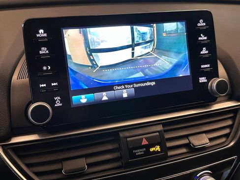 Used 2022 Honda Accord Sport image 14