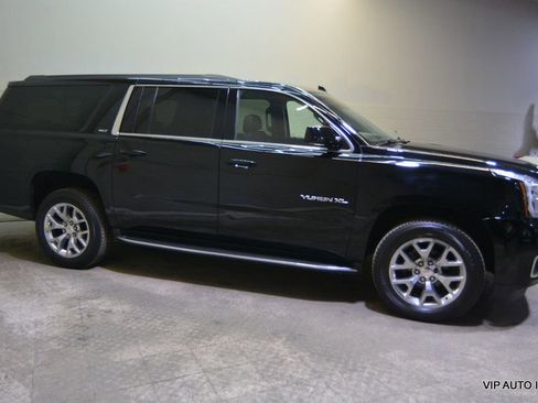 Used 2019 GMC Yukon XL SLT image 30