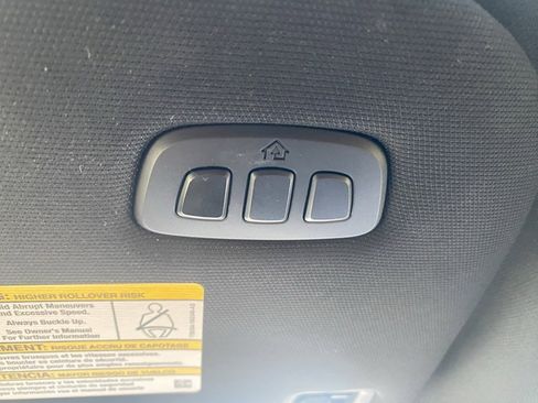 Used 2021 Ford Expedition Limited image 26