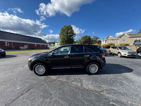Used 2013 Lincoln MKX FWD image 6