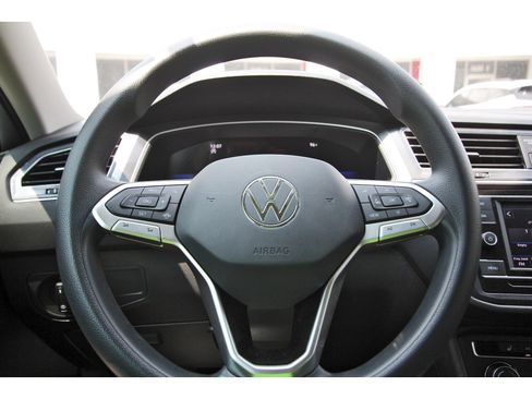 Used 2023 Volkswagen Tiguan S FWD image 15