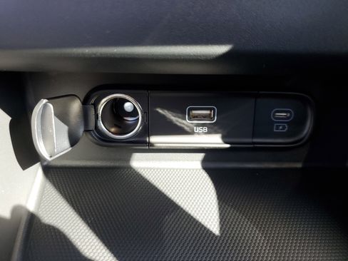 New 2026 Kia Seltos S image 21