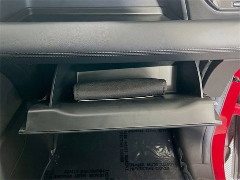 Used 2025 Honda Pilot Elite image 30