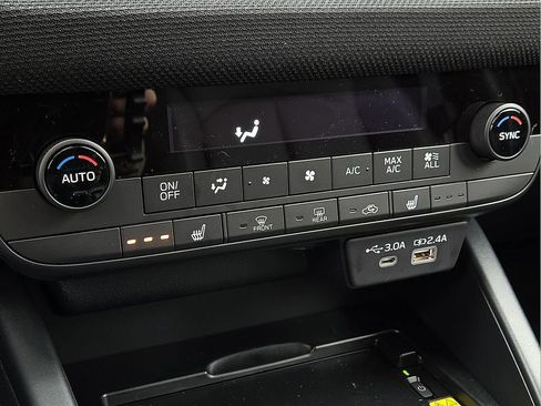 New 2026 Subaru Outback Premium image 16