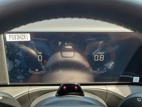 Certified 2025 Hyundai Santa Fe SEL FWD image 9