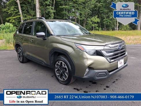 Used 2026 Subaru Forester Premium AWD/4WD image 1
