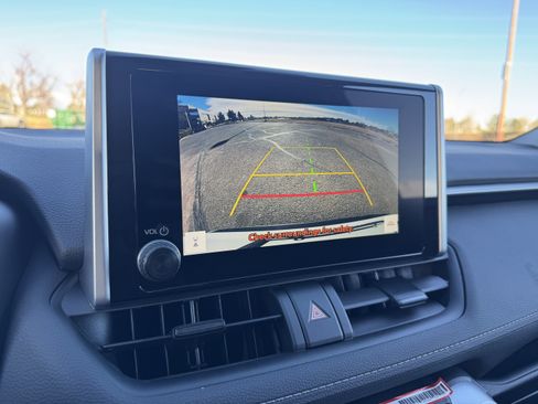 Certified 2025 Toyota RAV4 LE image 25