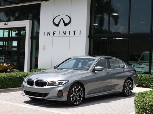 Used 2025 BMW 330i Sedan w/ Premium Package RWD image 1
