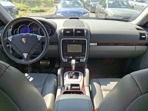 Used 2003 Porsche Cayenne S AWD/4WD image 10