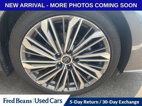 Used 2025 Nissan Altima 2.5 SL FWD image 15
