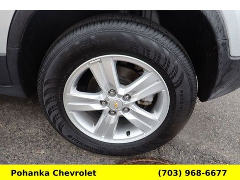 Used 2022 Chevrolet Trax LT w/ LT Convenience Package image 28