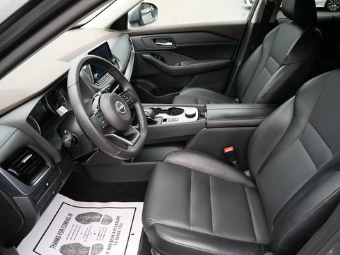 Used 2022 Nissan Rogue SV w/ SV Premium Package AWD/4WD image 10