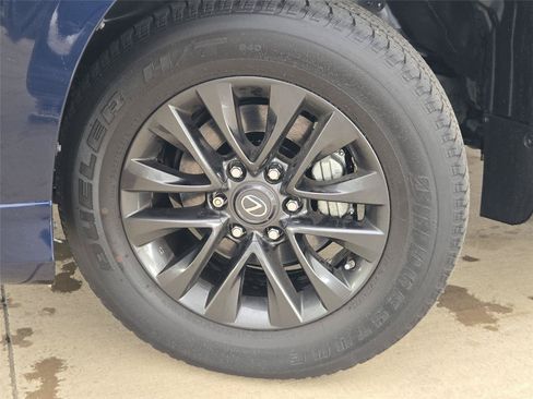 Used 2020 Lexus GX 460 Premium w/ Premium Package AWD/4WD image 8