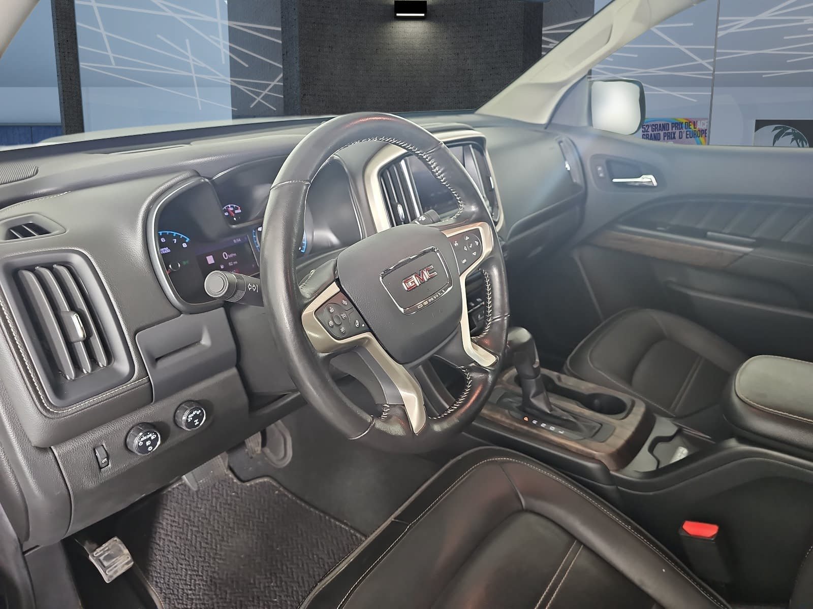 Used 2021 GMC Canyon Denali AWD/4WD image 16