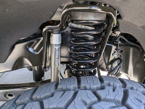 New 2026 Ford F250 XLT w/ XLT Premium Package AWD/4WD image 12