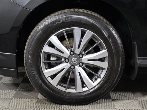 Used 2020 Nissan Pathfinder S image 18