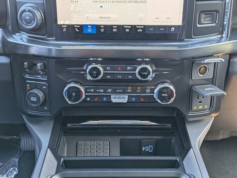 New 2026 Ford F350 4x4 Crew Cab DRW Super Duty image 31