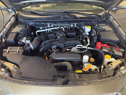 Used 2020 Subaru Outback Limited image 32