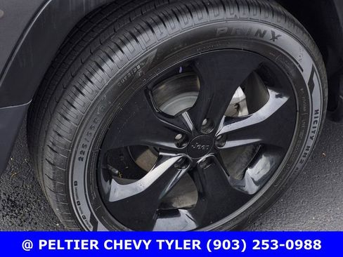 Used 2021 Jeep Compass Latitude FWD image 7