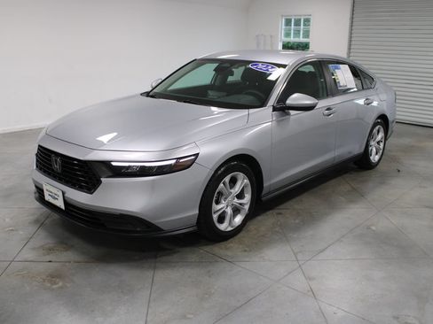 Used 2024 Honda Accord LX image 4