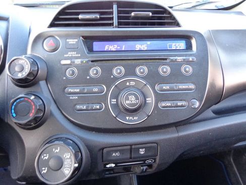 Used 2012 Honda Fit Sport image 25