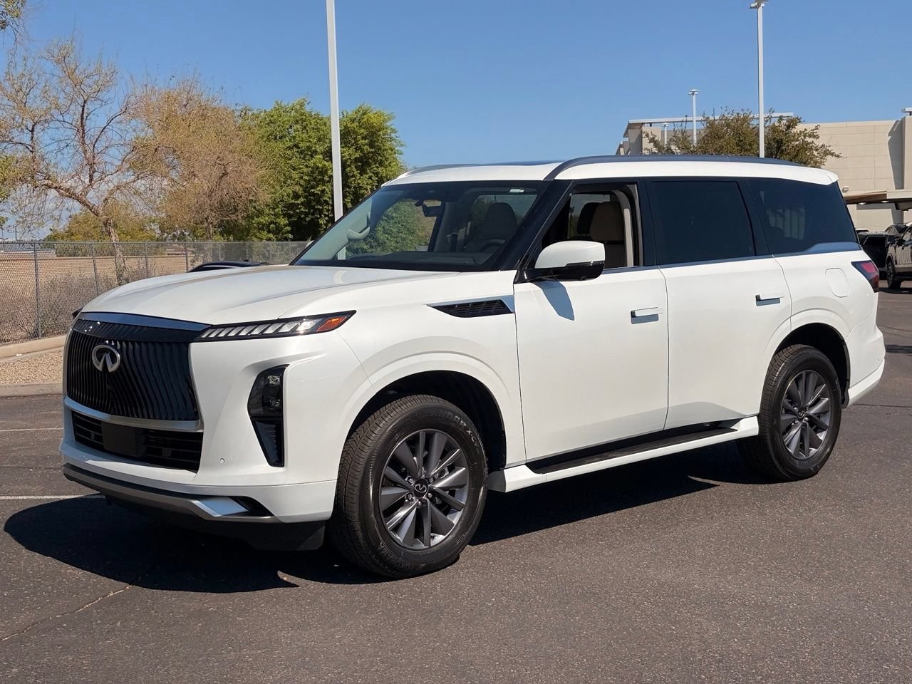 Certified 2026 INFINITI QX80 Pure AWD/4WD image 1