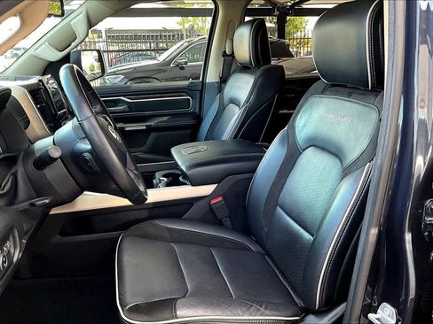 Used 2020 RAM 1500 Laramie image 7