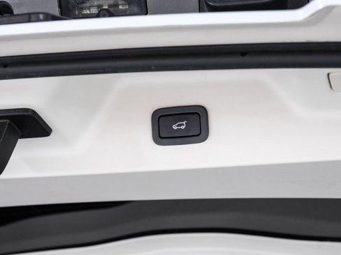 Used 2020 Land Rover Range Rover AWD/4WD image 59