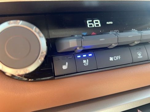 New 2026 Toyota Tundra 1794 Edition AWD/4WD image 32