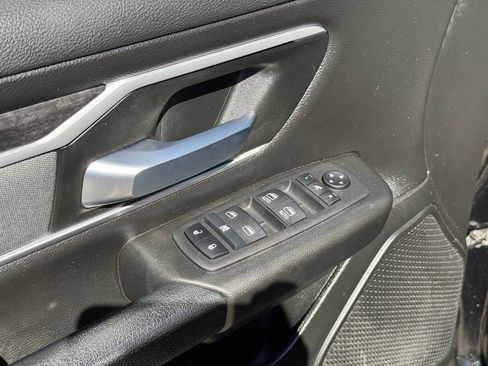 Used 2023 RAM 1500 Big Horn AWD/4WD image 12
