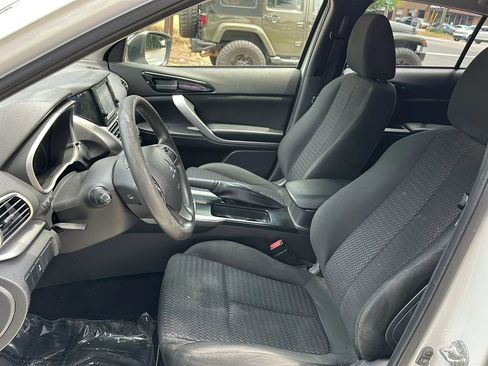 Used 2020 Mitsubishi Eclipse Cross ES FWD image 14
