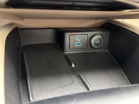 Used 2021 Ford Escape SEL w/ Technology Package FWD image 29