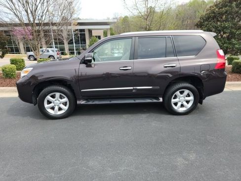 Used 2012 Lexus GX 460 w/ Comfort Plus Pkg image 3