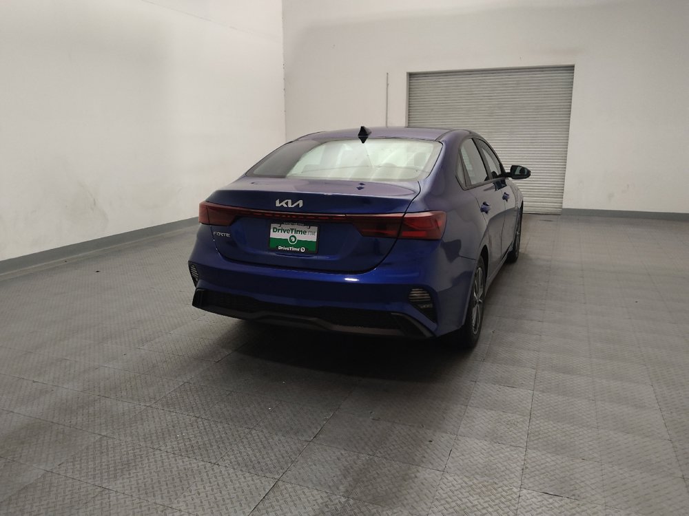 Used 2023 Kia Forte LXS w/ LXS Technology Package FWD image 7