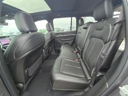 New 2025 Jeep Grand Cherokee Limited AWD/4WD image 20